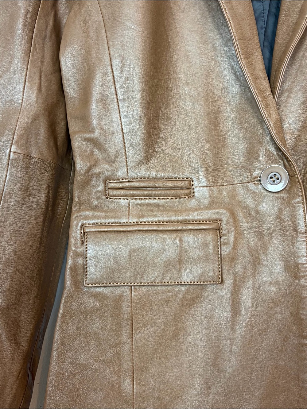 Women's brown Leather Blazer - Tailored Single-Breasted Jacket - Picture 7 of 7